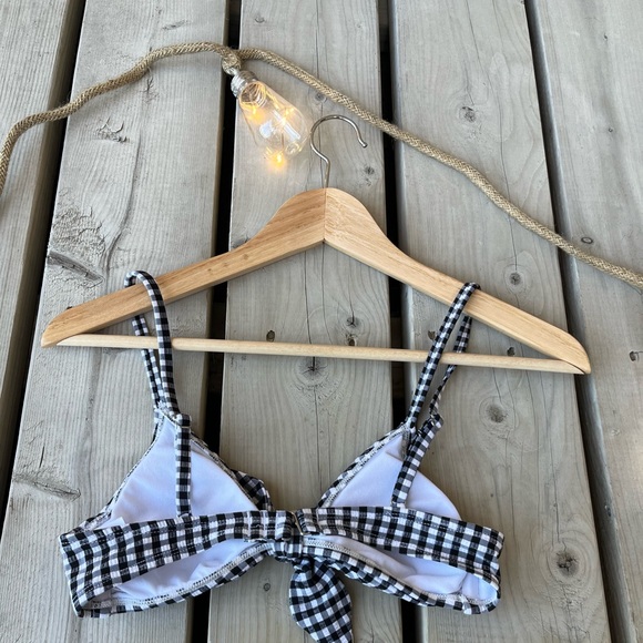 Swim Top 👙 - Picture 3 of 4